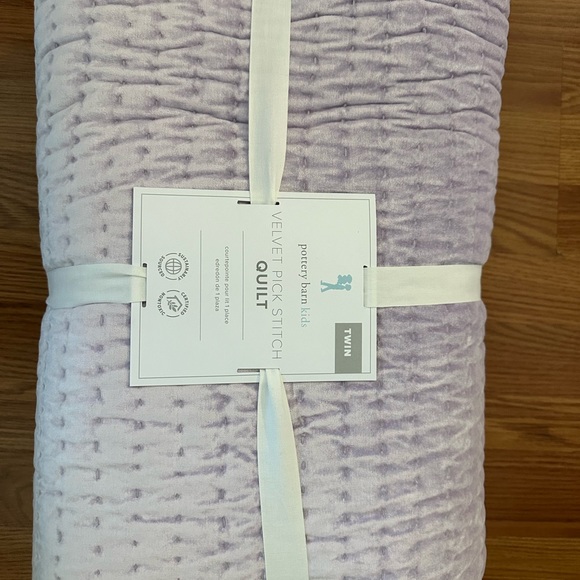 Pottery Barn Velvet Quilt - Picture 2 of 7